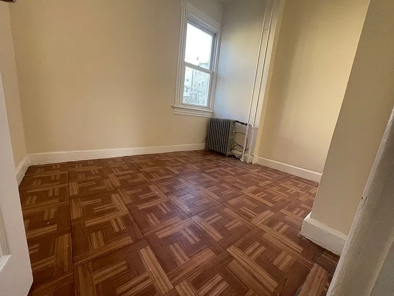 11 Garfield St #2 — Photo 4