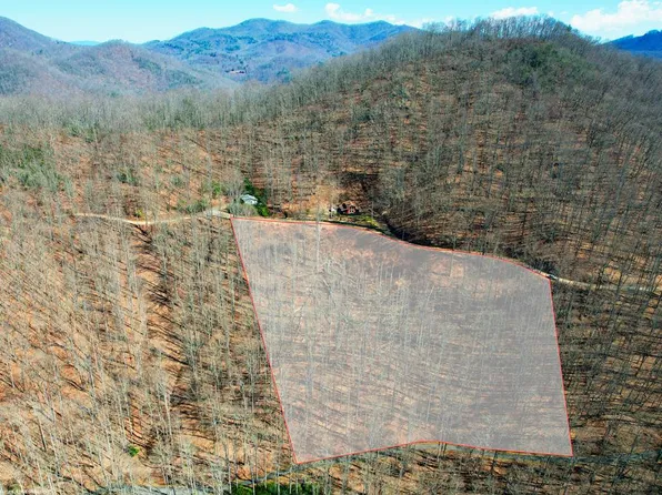 L-47/48 Skyland Dr, Franklin, NC 28734