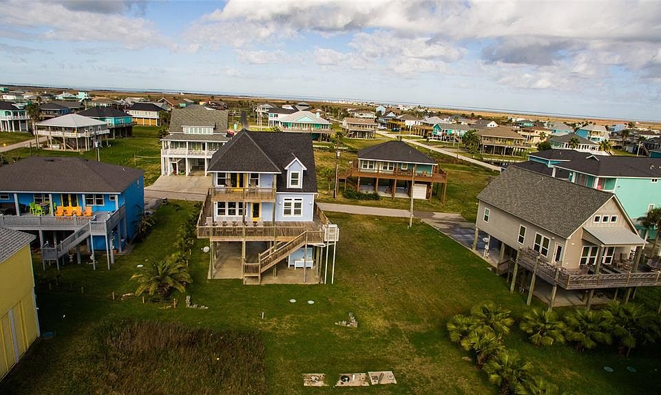 1st image of 2828 Gulfview Ln