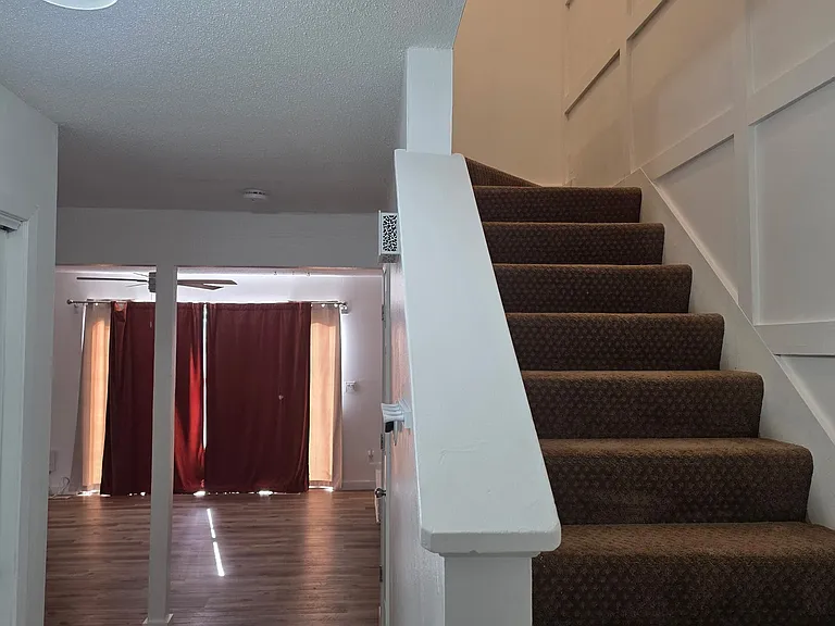 11260 College Ave — Photo 41