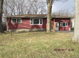 5828 Sutton Dr, Cicero, NY 13039