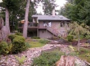 271 E Forest Dr, Belfair, WA 98528