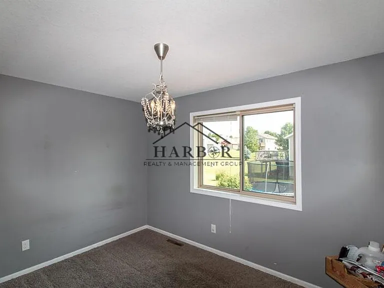 5385 Florence Dr NW — Photo 7