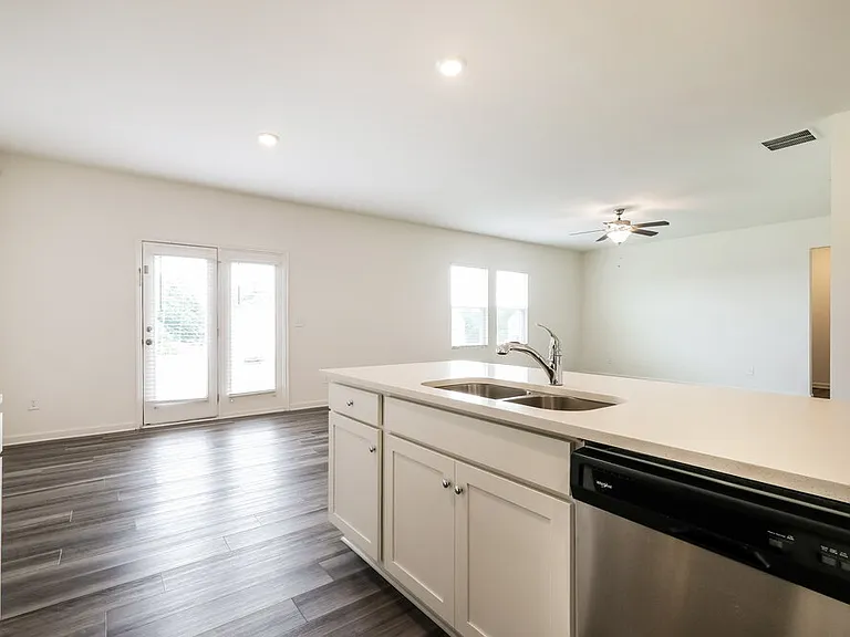 132 Bentwater Way — Photo 8