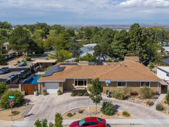 1401 Cornell Dr NE, Albuquerque, NM 87106