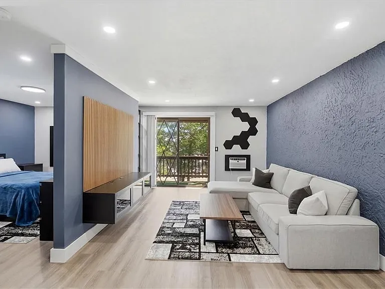 1190 Charles St #23 — Photo 5