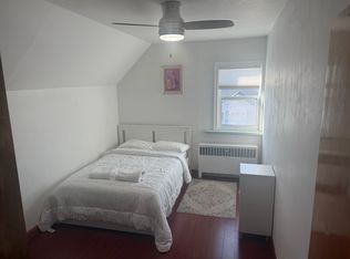 179 Columbus Ave, Ottawa, ON K1K 1P7