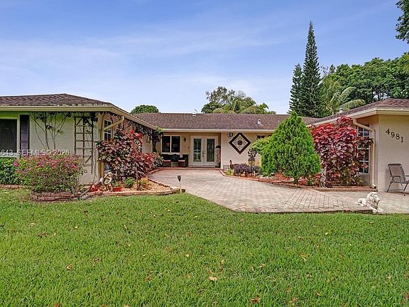 4th image of 4981 SW 186th Ave