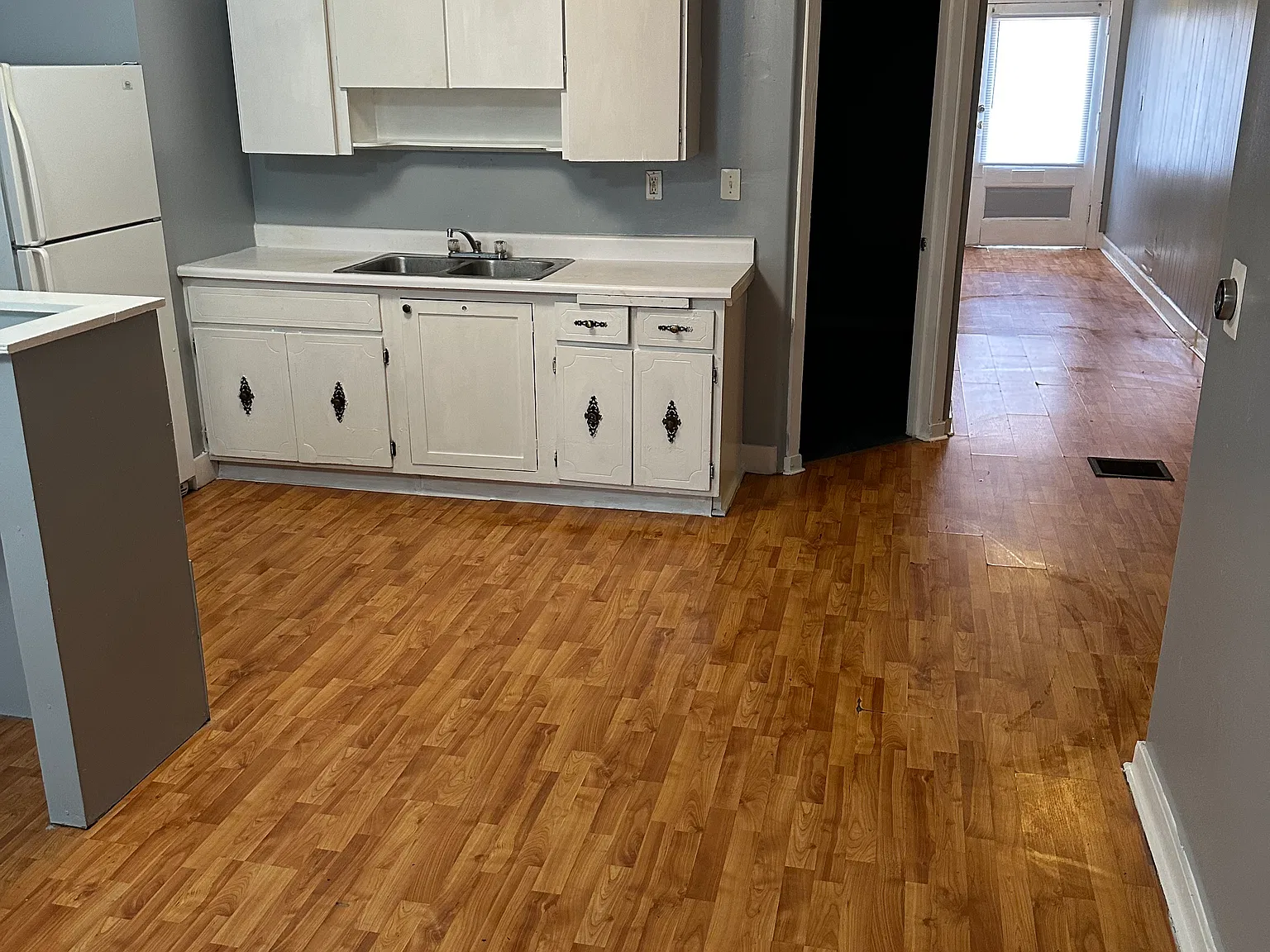 4414 Pearl Rd — Photo 1