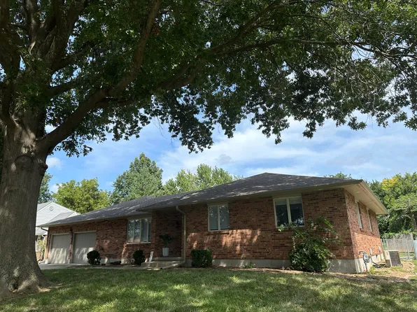 808 S Mar Dr, Marshall, MO 65340