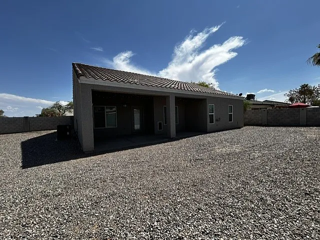 1298 E Avenida Fresca — Photo 30