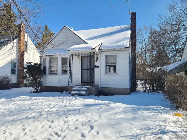 12424 Lansdowne St, Grosse Pointe, MI 48224