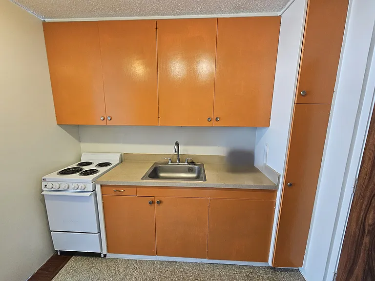 1550 Rycroft St #417 — Photo 1