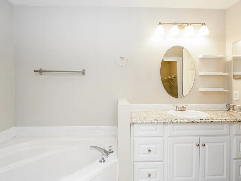 4166 Shadow Creek Cir — Photo 12