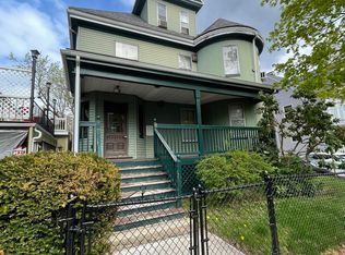 15 Merlin St APT 1, Dorchester Center, MA 02124