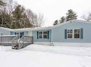 4 Emerald Dr, Merrimack, NH 03054