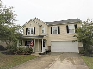 75 Shadow Moss Dr, Beaufort, SC 29906