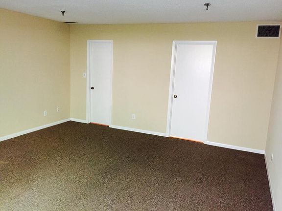 4th image of 115 Beechnut St APT F5