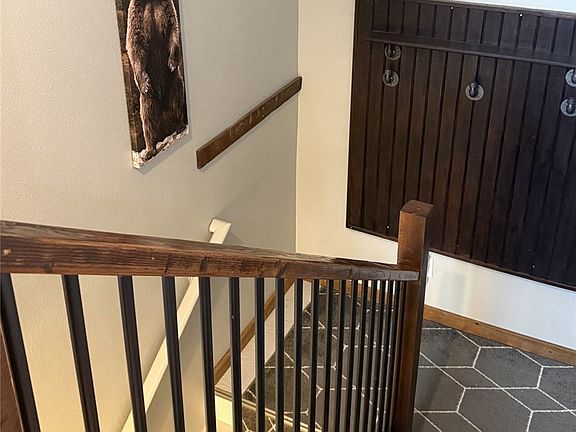 5th image of 33952 Tocaloma Rd