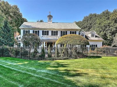 45 Burns Way, East Greenwich, RI, 02818