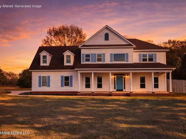 34 Hidden Hills Dr E, Picayune, MS 39466