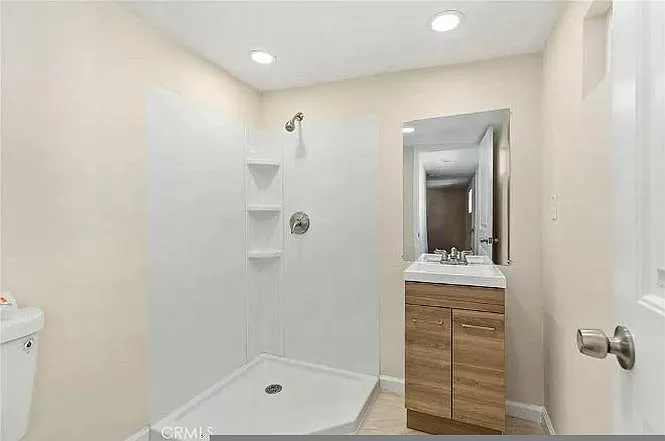 621 S Mistletoe Ave — Photo 6