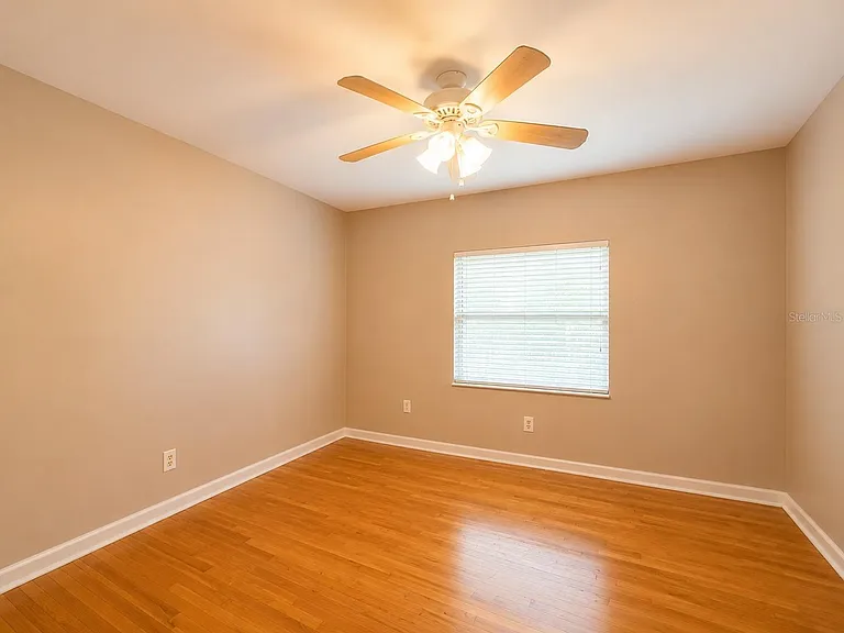 702 Avenue H NE #702 — Photo 11