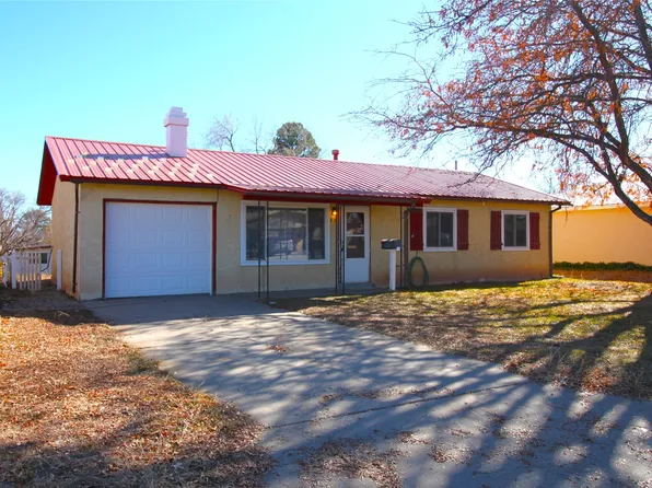 86 Lejano Dr, White Rock, NM 87547
