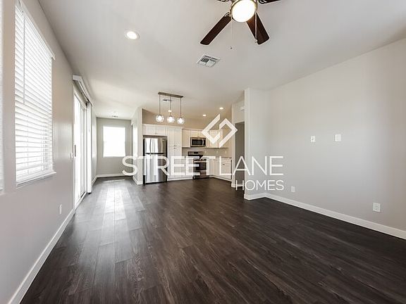 3rd image of 3218 W Glendale Ave Unit 31