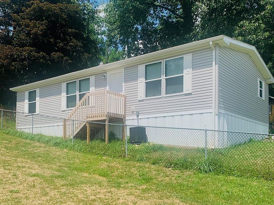 1st image of 358 Wood Ln