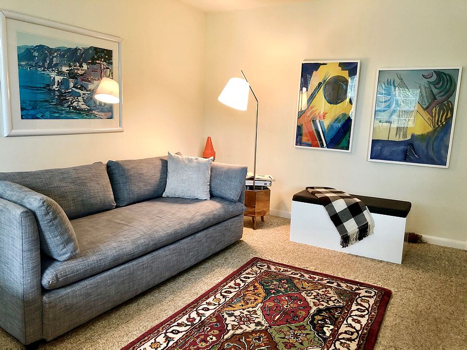 40 Canoe Place Rd Hampton Bays, NY, 11946 Apartments for Rent Zillow