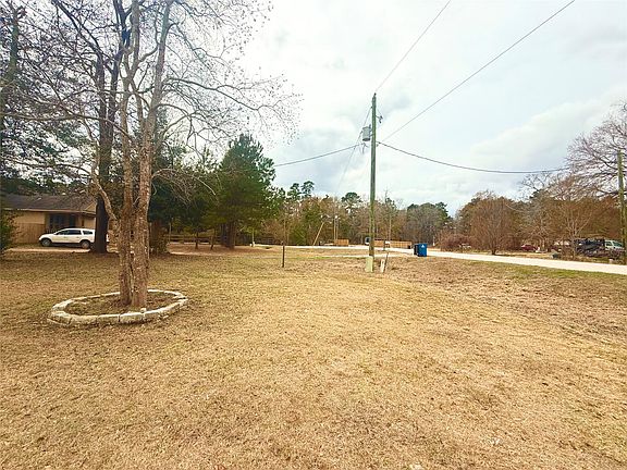 3rd image of 14912 Hannah Way
