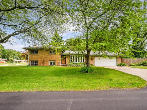 1939 Ogden Ave, Benton Harbor, MI 49022