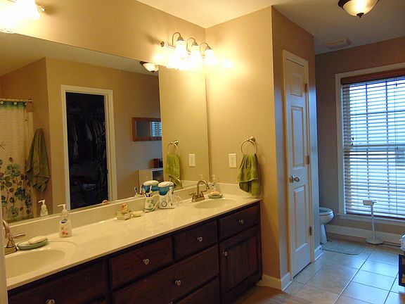 Master Double Sink Bath