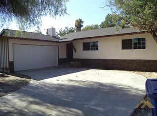 2401 Holden Way, Bakersfield, CA 93304