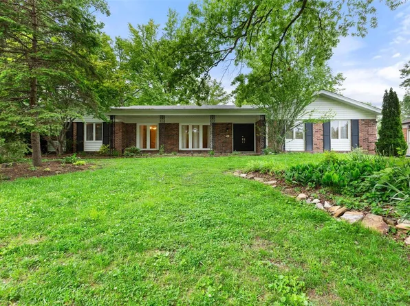 179 Marcrest Dr, Chesterfield, MO 63017