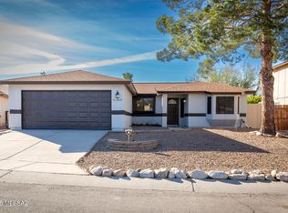 2655 W Moonbrook Pl, Tucson, AZ 85741