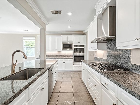 4th image of 45750 Bassett St