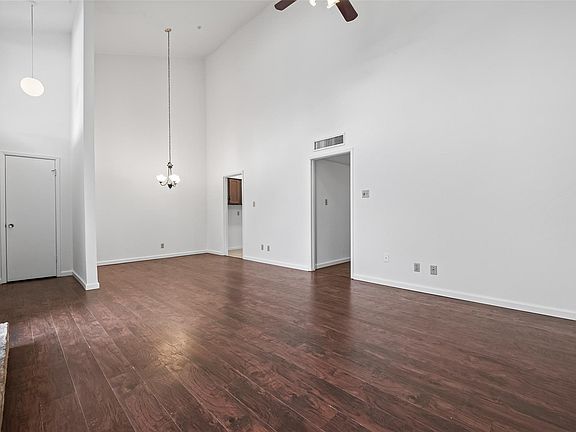 4th image of 6401 Deihl Rd APT 902