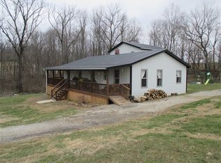 8292 E Conway Church Rd, Pekin, IN 47165