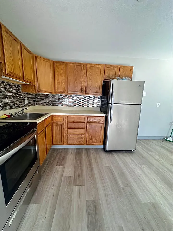 1 bed, 600 sqft, $1,350 — Photo 3