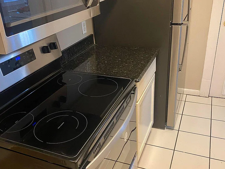 1808 Hadley St #8 — Photo 15