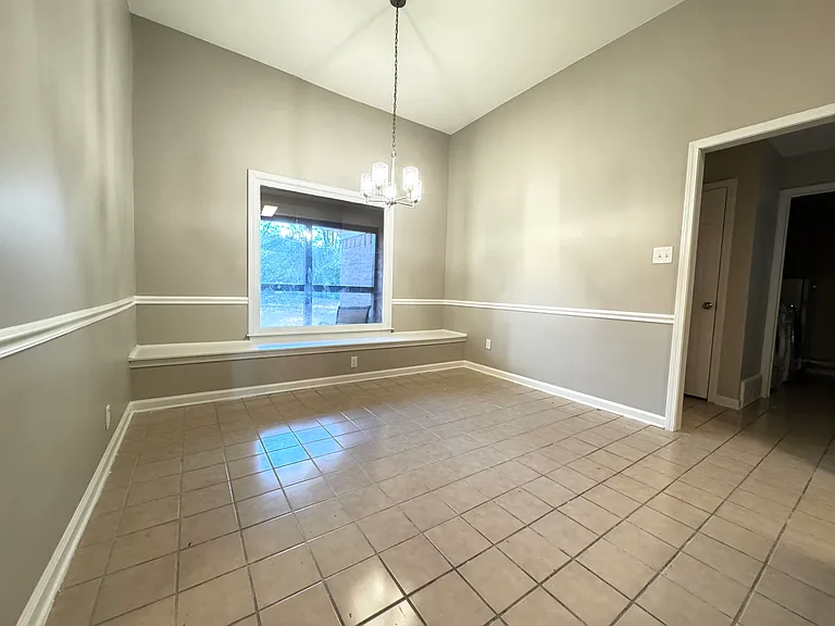 Pine Point Dr — Photo 11