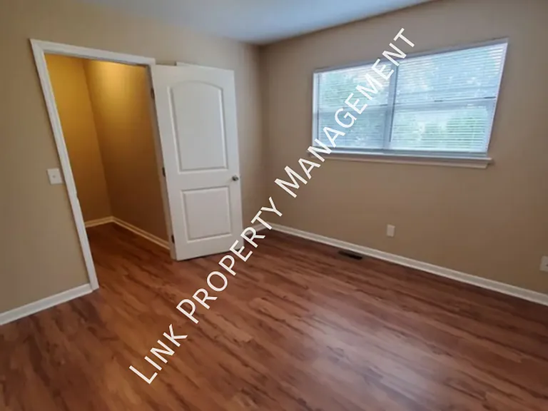 4911 Marylin Ln #B — Photo 14
