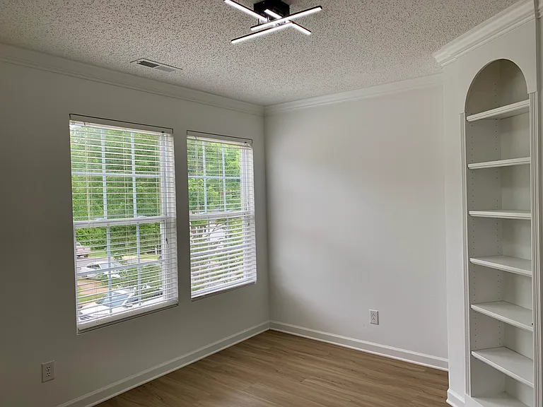 2020 Draymore Ct — Photo 17