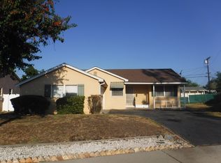 525 Carleton Pl, Claremont, CA 91711