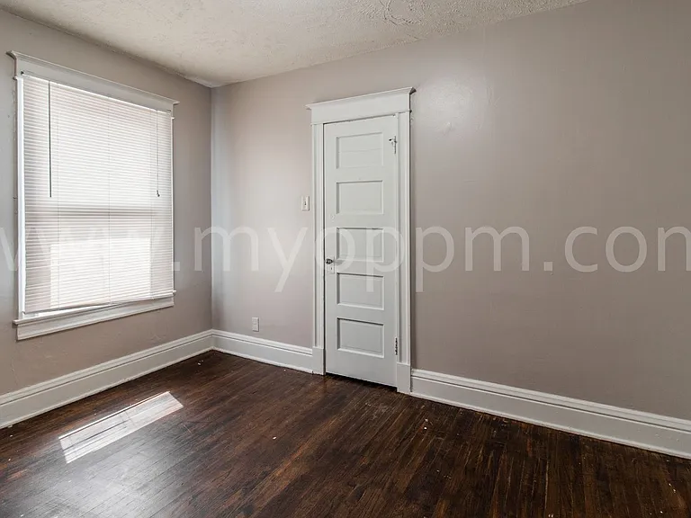 120 N 40th St — Photo 18