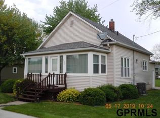 407 Pine St, Mondamin, IA 51557
