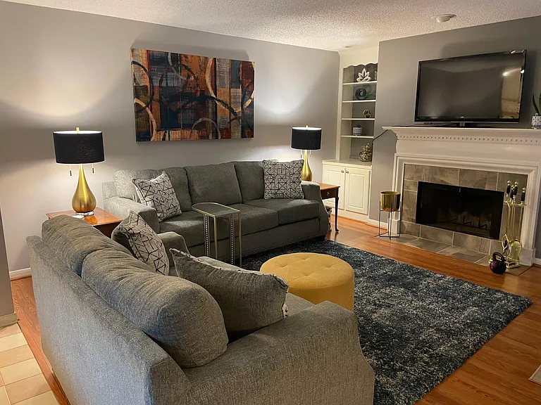 905 Gables Dr — Photo 1