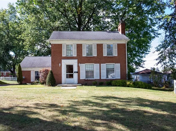 26 Viola Ave, Hubbard, OH 44425